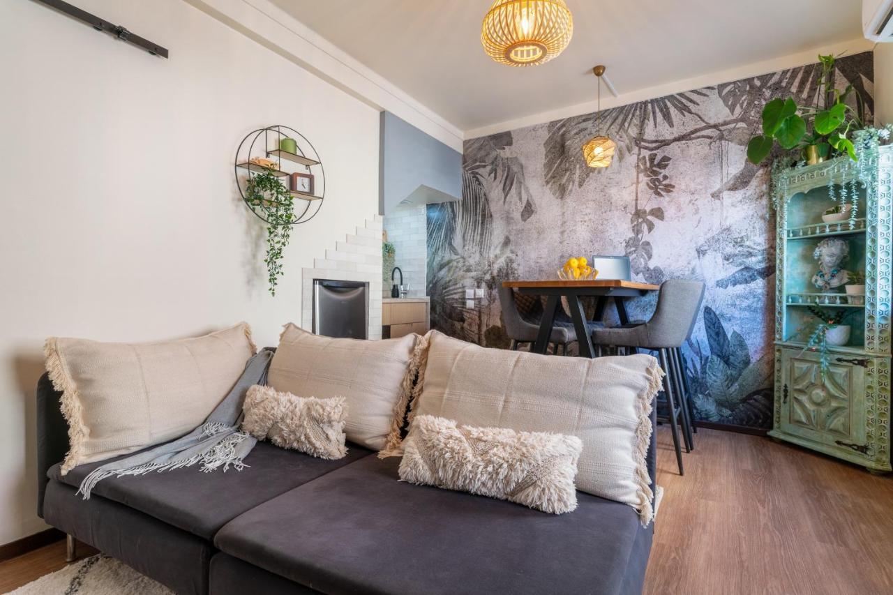 Arty Vintage Townhouse With Rooftop Shower & Sun Loungers Олян Екстер'єр фото